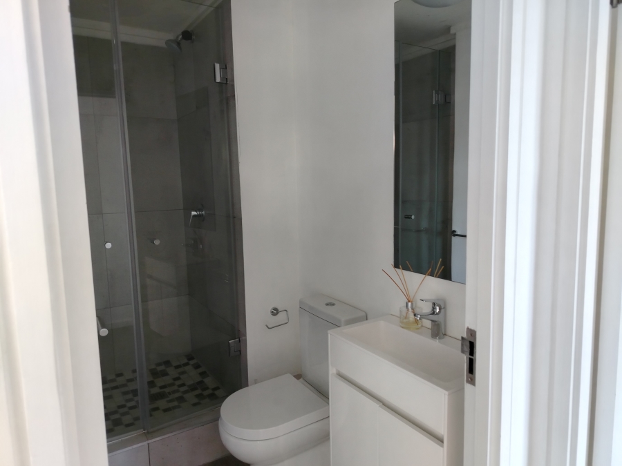 To Let 2 Bedroom Property for Rent in Zonnebloem Western Cape